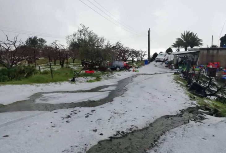 Проделки «Электры»: град в Келлаки, наводнение в Ливадии, снегопад в Троодосе (видео)