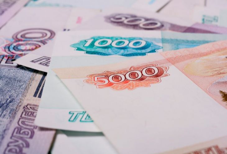 Полиция Пафоса изъяла фальшивые доллары. А теперь ищет рубли 