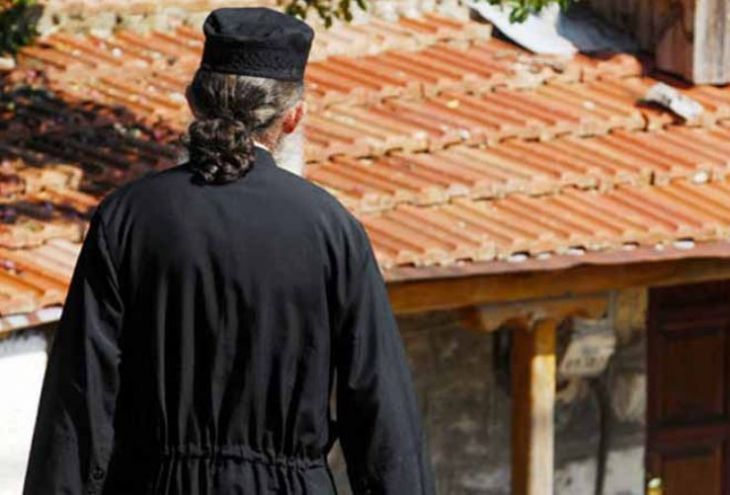 Фальшивый монах «с горы Афон» выманивает деньги у кипрских верующих 