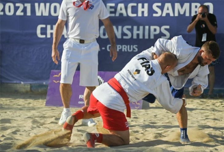 Первый чемпионат мира по пляжному самбо прошел в Ларнаке. Победили россияне 