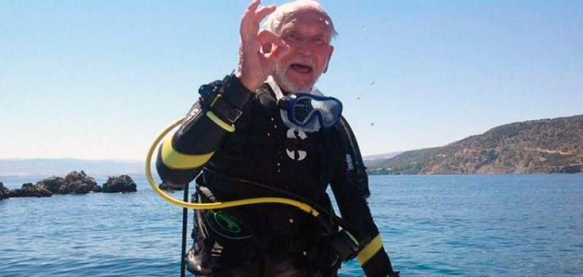 Британский дайвер-пенсионер, погрузившийся на Кипре, претендует на рекорд Гиннеса | CypLIVE