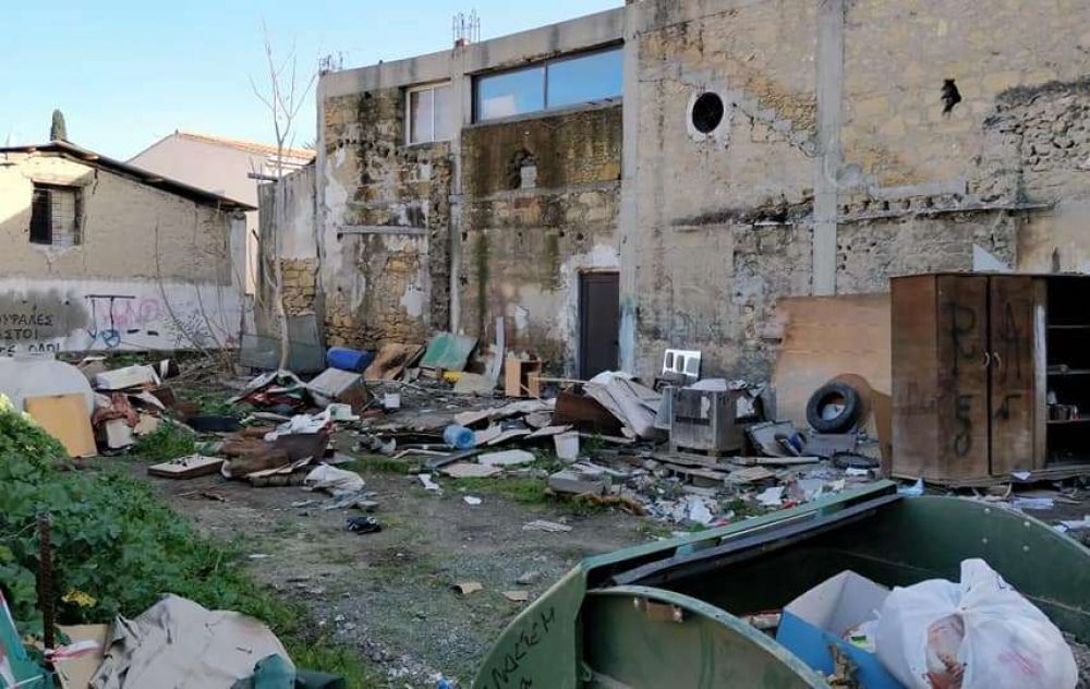 Жители Никосии жалуются на мусор - Вестник Кипра