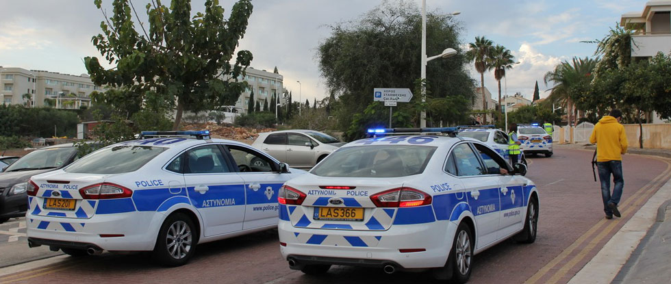 Полиция общин Кипра совершила параллельный рейд