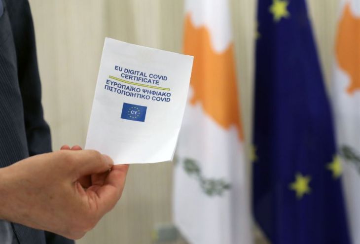 Платные экспресс-тесты в аптеках Кипра: результаты — смс-ками, новая опция — европейский сертификат 