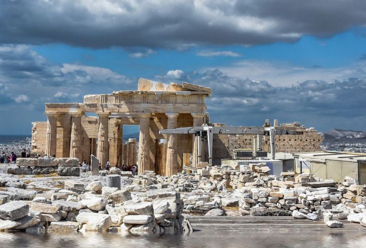 Жители Пафоса возмущены отсутствием рейсов в Афины 