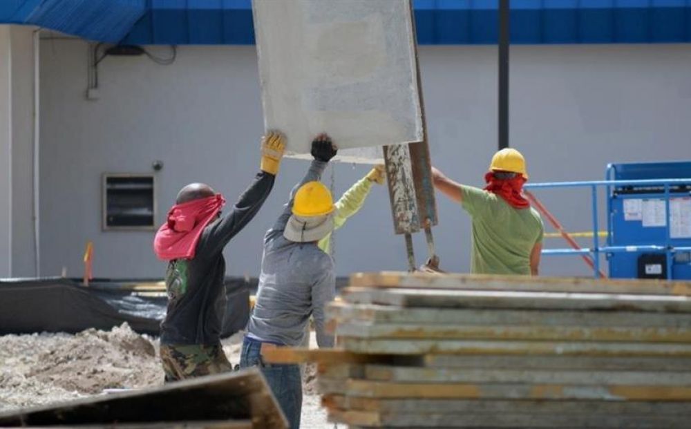 Забастовка строителей дорого обошлась экономике - Вестник Кипра