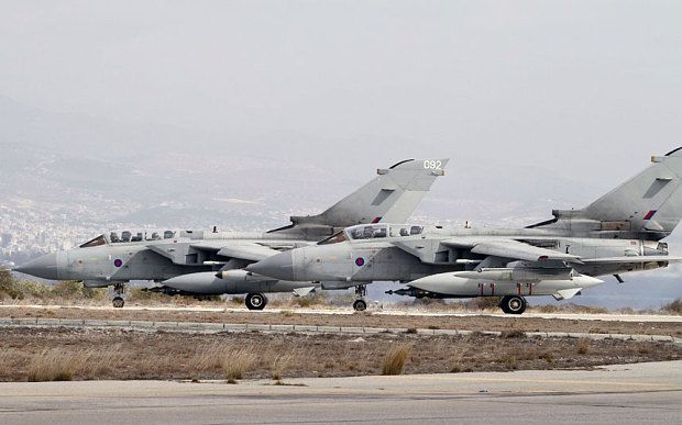 Кэмерон предложил французским ВВС пользоваться авиабазой «Акротири» на Кипре