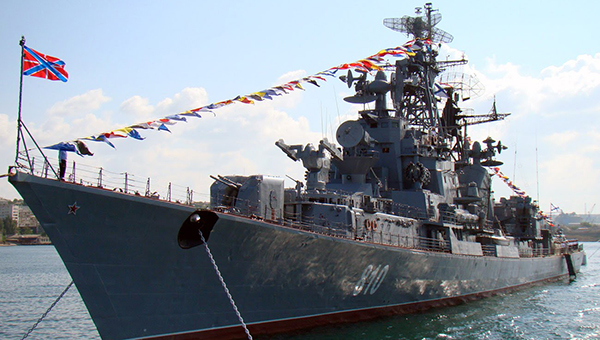 На корабле ВМФ РФ на Кипре прошли торжества в честь Дня Победы | CypLIVE