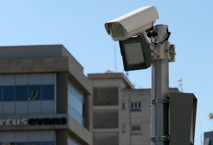 Камеры слежения за нарушителями ПДД на Кипре смогут высчитывать среднюю скорость и штрафовать за ее превышение 