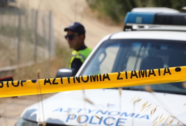 Возле дома первого серийного убийцы Кипра найдены два чемодана