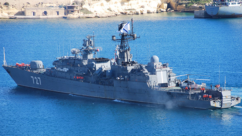 Российский фрегат совершил деловой заход на Кипр | CypLIVE