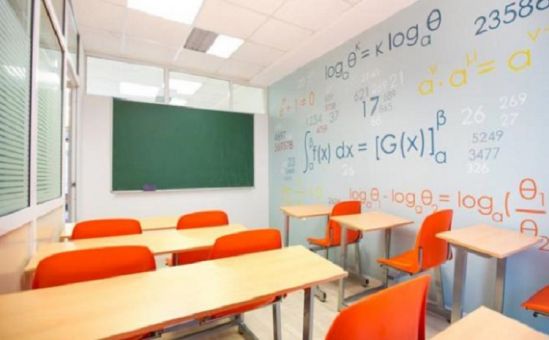 В Парламенте обсудят права иностранных школьников - Вестник Кипра