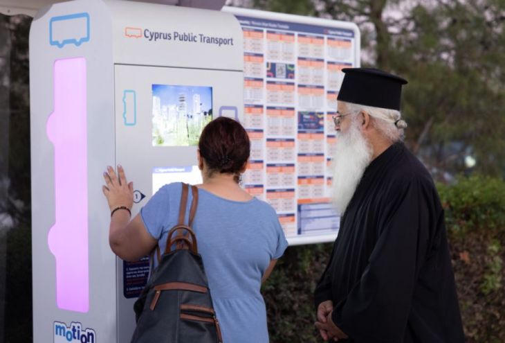 Избавиться от пробок на Кипре помогут автобусы и «умные» светофоры?!