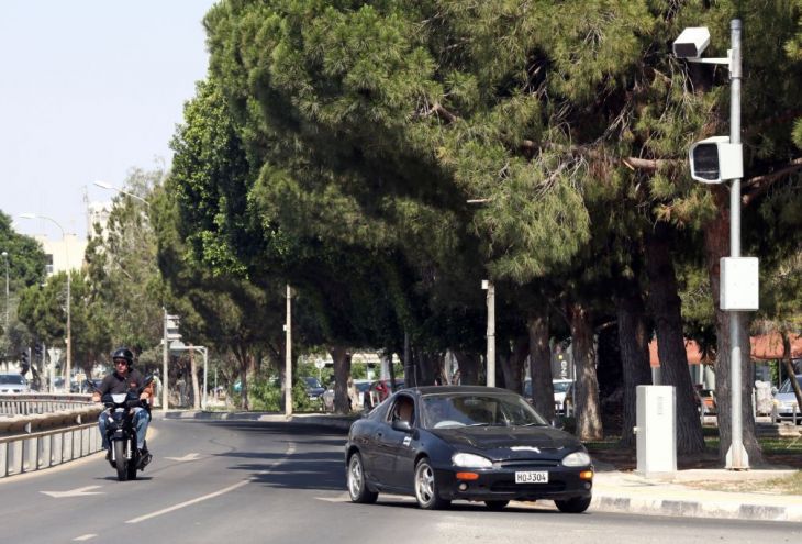 Камеры на дорогах Кипра хотят установить пять компаний 