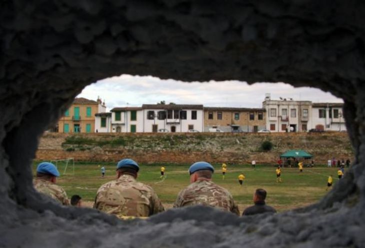 В буферной зоне Кипра атакована машина миротворцев ООН