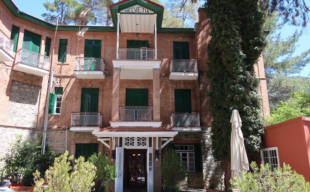 Отель «Новая Гельвеция»: история одной семьи - Вестник Кипра