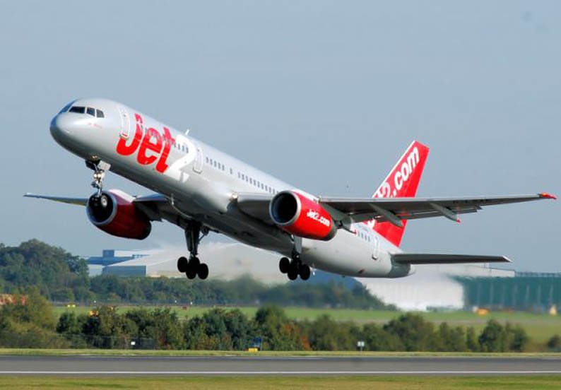 Jet2 приостановил все рейсы из Великобритании на Кипр