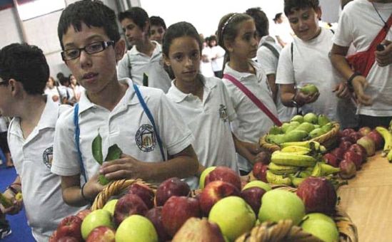 Больше фруктов для школьников - Вестник Кипра
