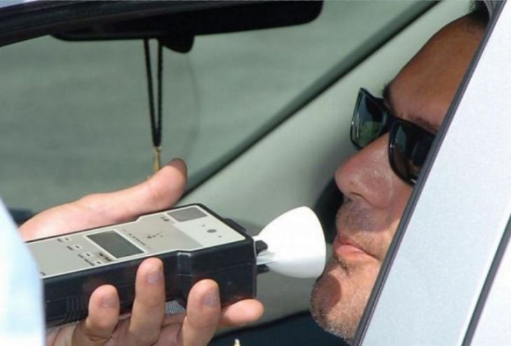 Кипрская полиция будет неделю ловить пьяных водителей 