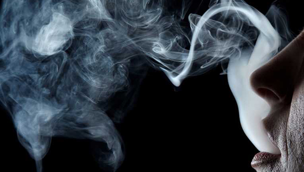 Почти половина кипрских подростков курят | CypLIVE