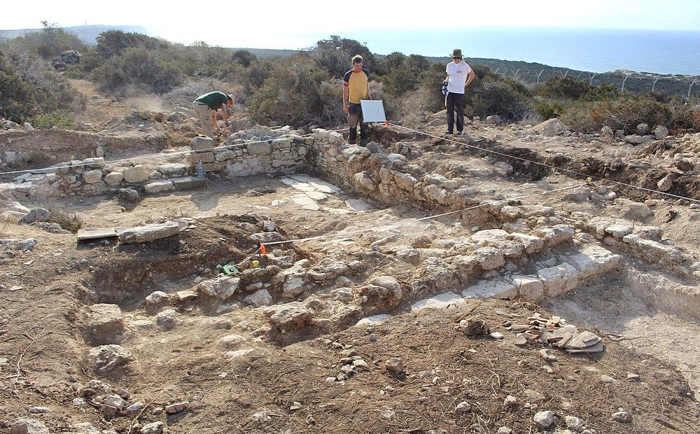 Что ученые нашли в древнем порту Акротири? - Вестник Кипра