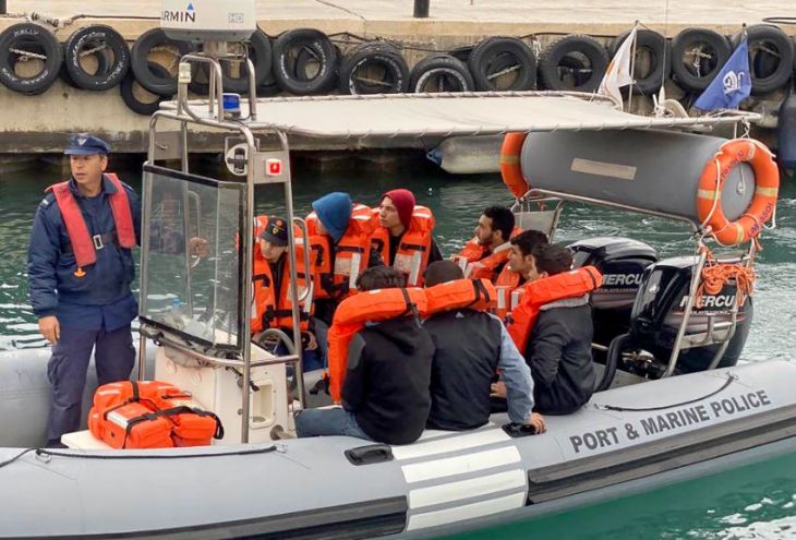 На Кипр прибыла новая лодка с 50 беженцами