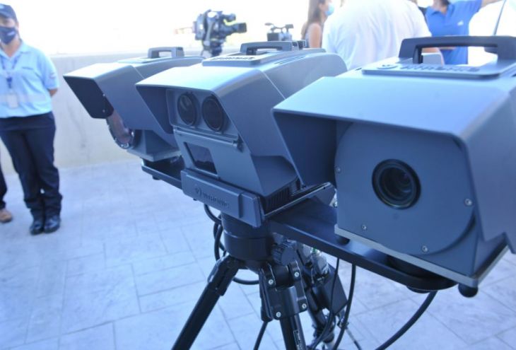 Полиция Кипра изучает идею создания онлайн-приложения о местах работы мобильных камер слежения за нарушителями ПДД