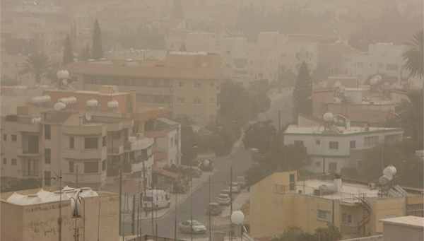 На Кипре бушует песчаная буря – аэропорты закрыты, население в панике