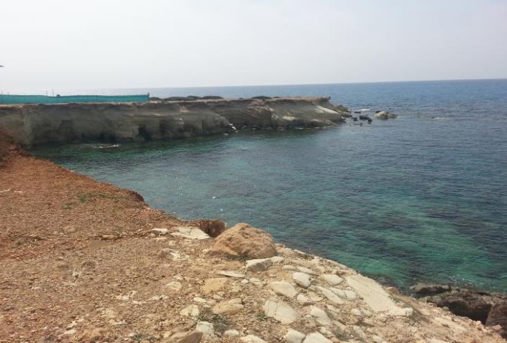 Средиземное море выбросило на кипрский берег третий пакет с наркотиками 