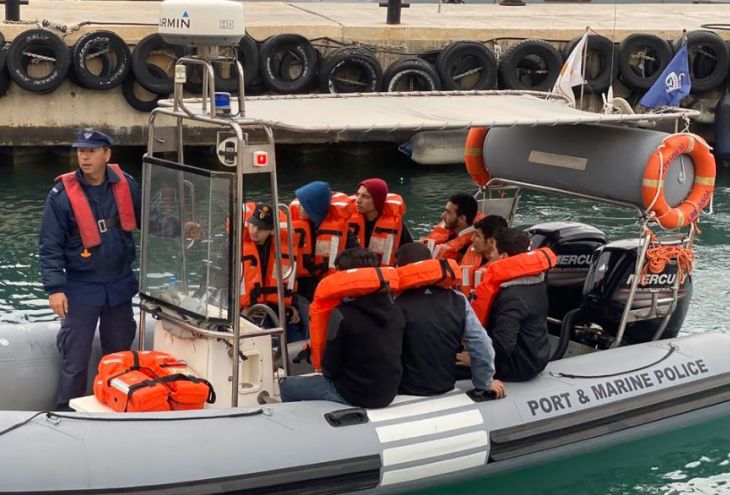 У берегов Кипра затонула лодка. Спасены 18 человек