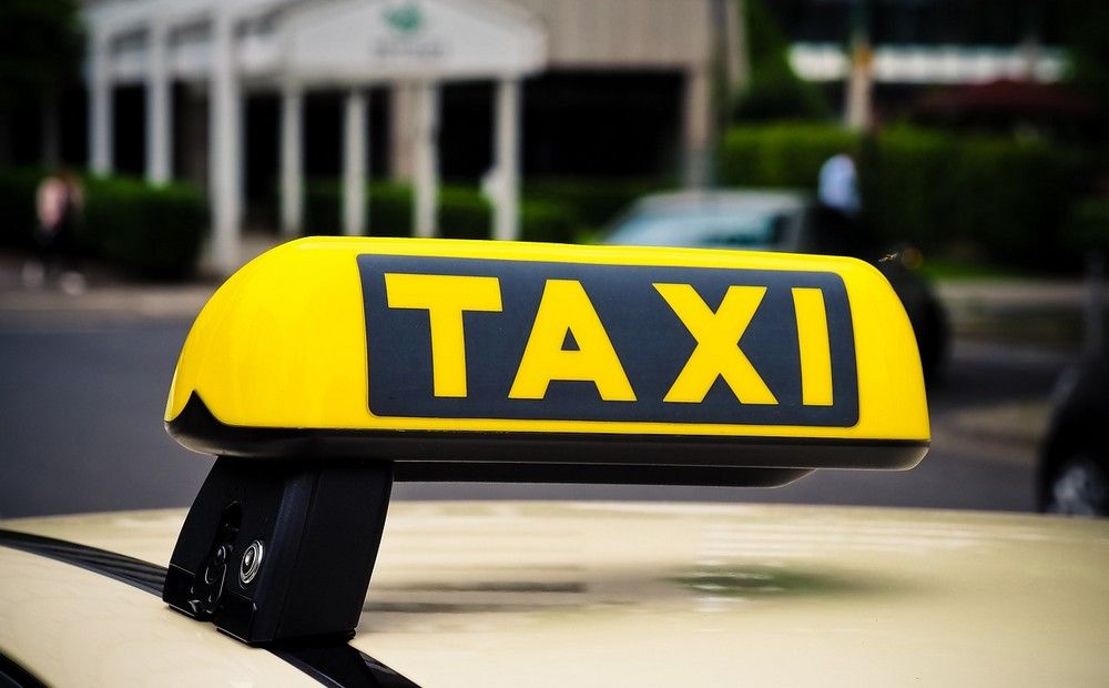 Вестник Кипра - Новые тарифы для такси в аэропорт