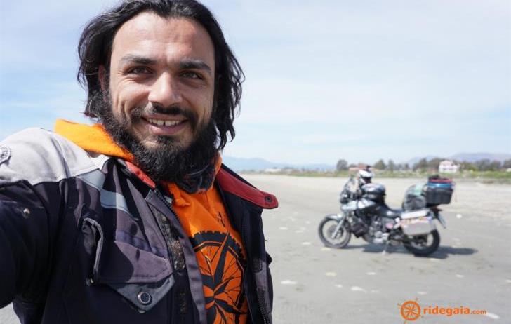 На мотоцикле по Европе за 33 месяца - Вестник Кипра