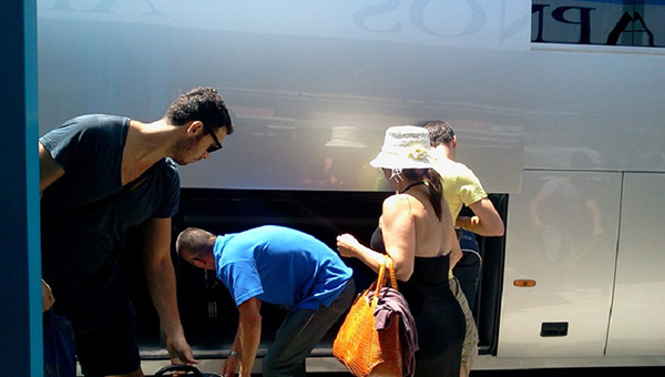 На Кипре введены новые автобусные маршруты в аэропорты на время праздников