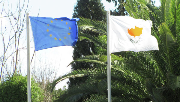 ESM: Кипр успешно прошел через программу международной финпомощи