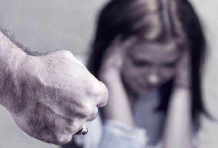 Домашнее насилие на Кипре: 12 833 звонка с призывами о помощи за год