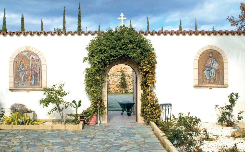 Чудесная икона и монастырь Пресвятой Богородицы Сфалангиотиссы - Вестник Кипра
