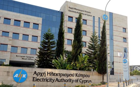 EAC перевела на счёт хакера тысячи евро - Вестник Кипра
