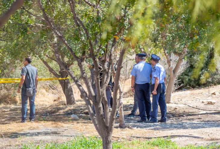 Рядом с вертолетной площадкой Центральной больницы Лимассола найдено тело 