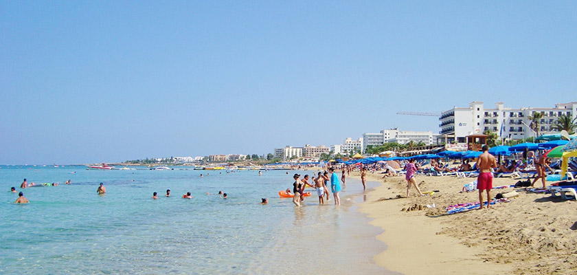 Сегодня на Кипре отличный день для пляжного отдыха | CypLIVE