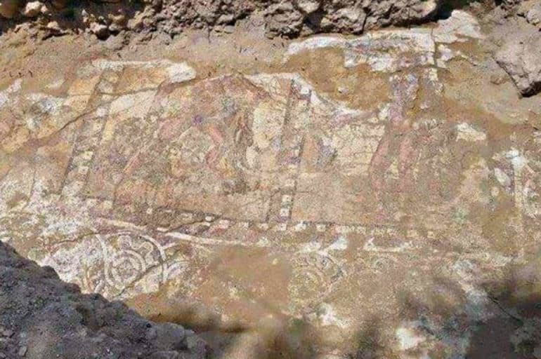 Сложности при раскопках древних мозаик - Вестник Кипра