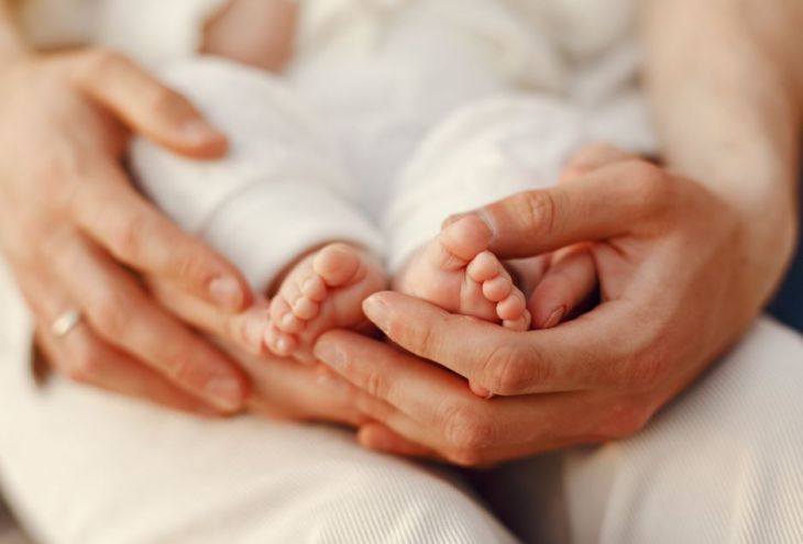 Минтруда Кипра выплатило 8885 отцам более 4,5 млн. евро пособий по уходу за новорожденными