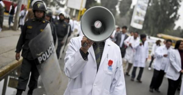 Врачи Кипра объявили забастовку в связи с беспрецедентным арестом медицинских работников
