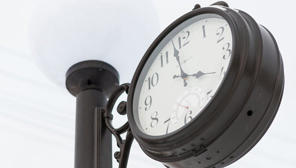 Власти Кипра напомнили о скором переводе часов на зимнее время | CypLIVE