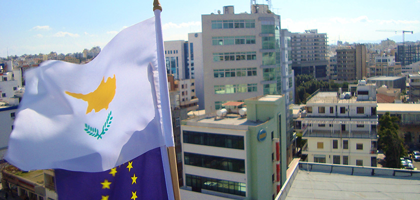 Еврокомиссия продолжает указывать Кипру на проблемные кредиты | CypLIVE