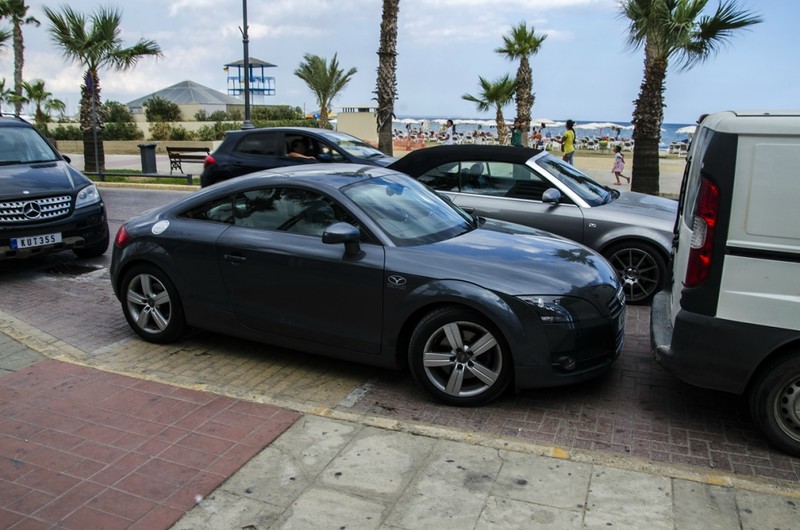 На Кипре растёт количество автомобилей