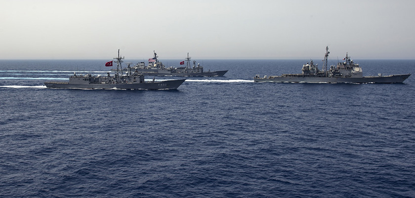 Турция сообщила о проведении военных учений у берегов Кипра | CypLIVE