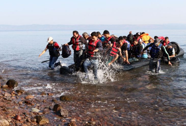 За несколько часов на Кипр прибыли три лодки со 192 беженцами 