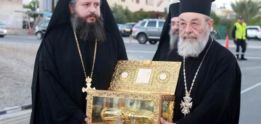 В столицу Кипра доставили десницу апостола Андрея Первозванного | CypLIVE