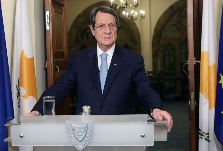 Президент Кипра пригрозил полным запретом на передвижение 