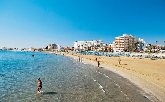 Пафос: туристов из РФ и Великобритании стало меньше - Вестник Кипра